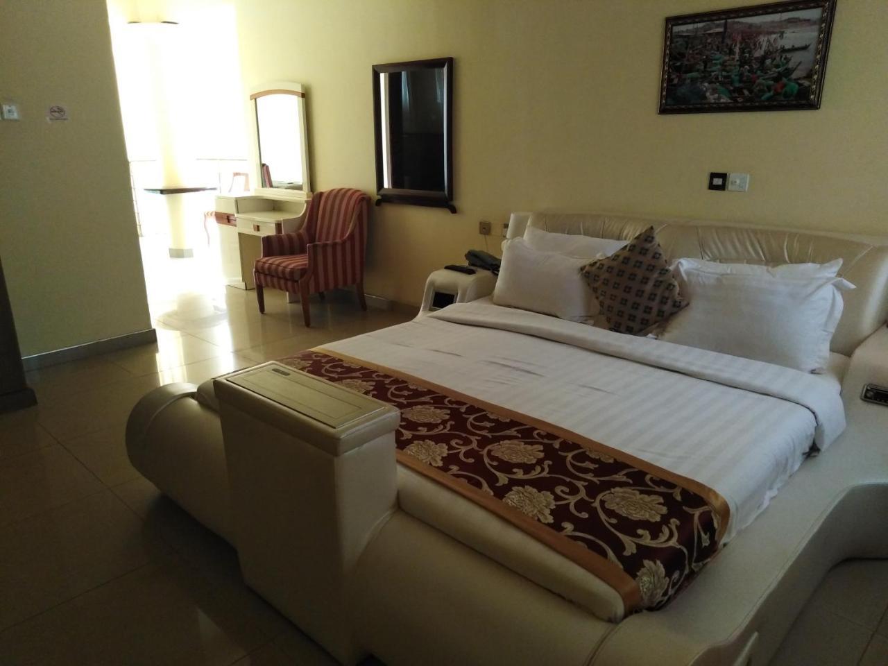 Jobyco Hotel Santeo Экстерьер фото
